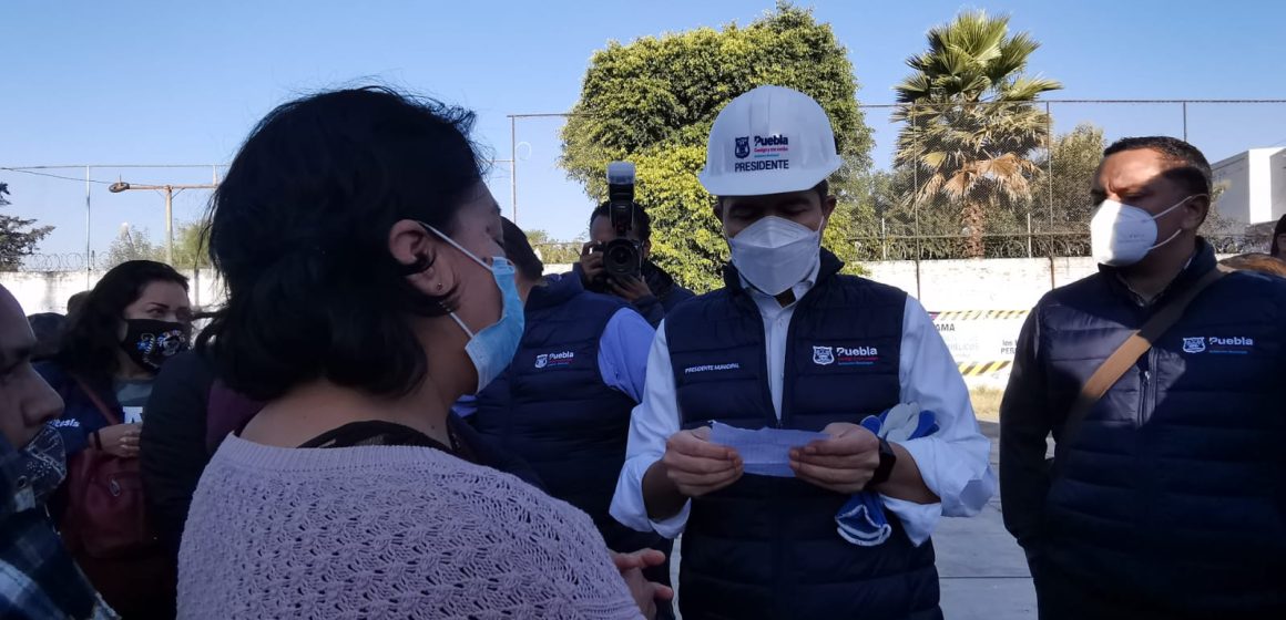 Pide paciencia el alcalde Eduardo Rivera para solucionar el ambulantaje