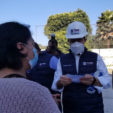 Pide paciencia el alcalde Eduardo Rivera para solucionar el ambulantaje