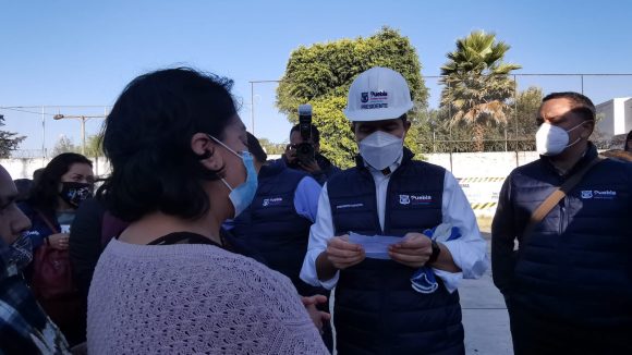 Pide paciencia el alcalde Eduardo Rivera para solucionar el ambulantaje