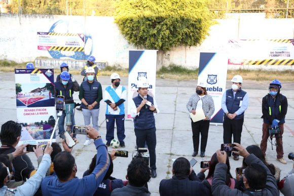 Eduardo Rivera va por la recuperación de parques y espacios deportivos