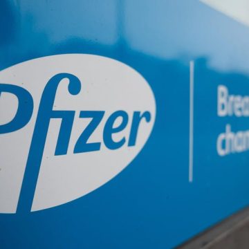 Pfizer prevé que pandemia de covid podría extenderse hasta 2024