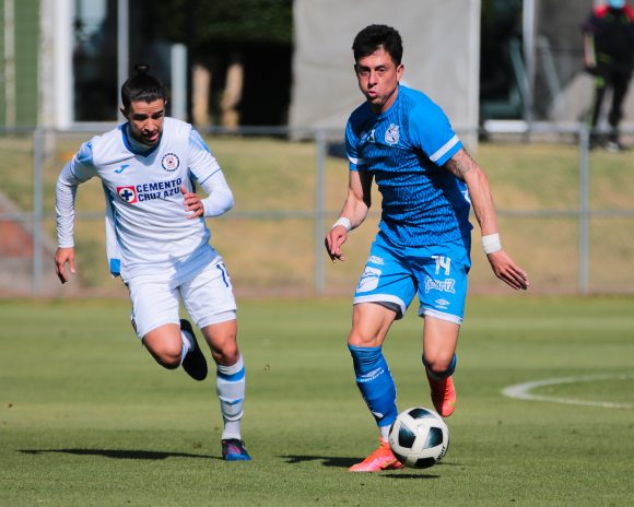 El Puebla venció al Cruz Azul en partido amistoso disputado en el CAR