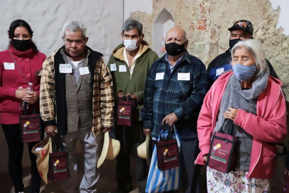 Inicia SEDIF entrega de aparatos auditivos en todo el estado