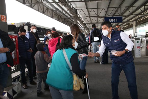 31851db7-76e6-4ddd-9f19-c737fa402885 Eduardo Rivera encabeza jornada de promoción de la salud y entrega de cubrebocas