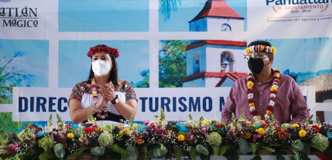 Reconoce Turismo a Pahuatlán por preservar y promover tradiciones