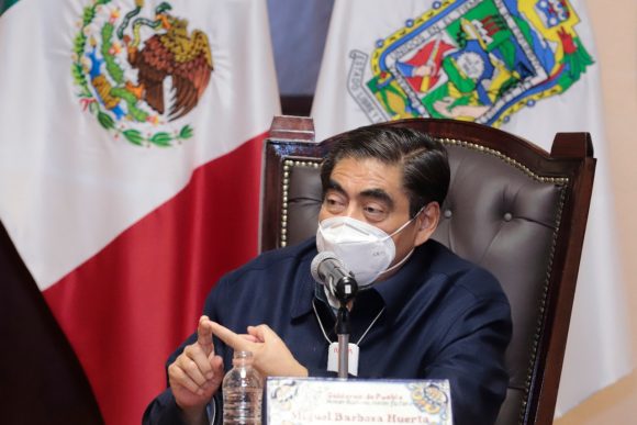 Llama Barbosa Huerta a alcaldes a consolidar planes de desarrollo y mantener estabilidad