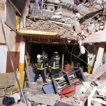 Dos muertos, 15 evacuados, 10 casas dañadas y 2 desaparecidos, saldo preliminar tras explosión