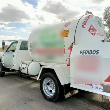 Detiene Policía Estatal a chófer de pipa con gas presuntamente ilícito