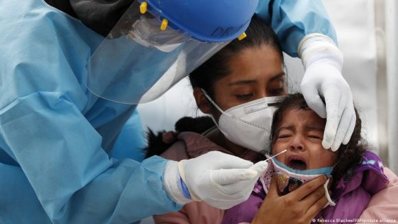 Cada 9 minutos, un niño en México se contagia de COVID-19