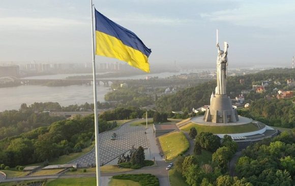 Temen ataque ruso a Ucrania “en 3 semanas”
