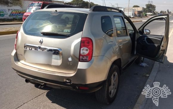 En posesión de aparente droga, Policía Estatal detiene a un hombre