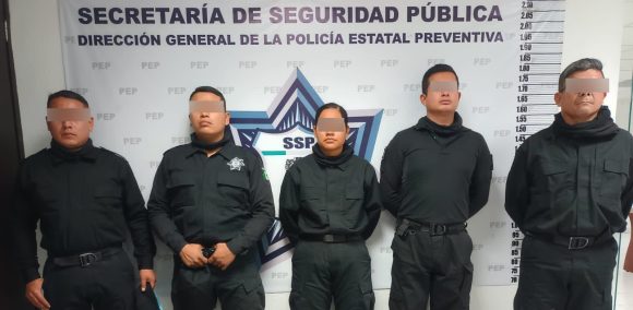Policía Estatal detiene a cinco personas por usurpación de funciones