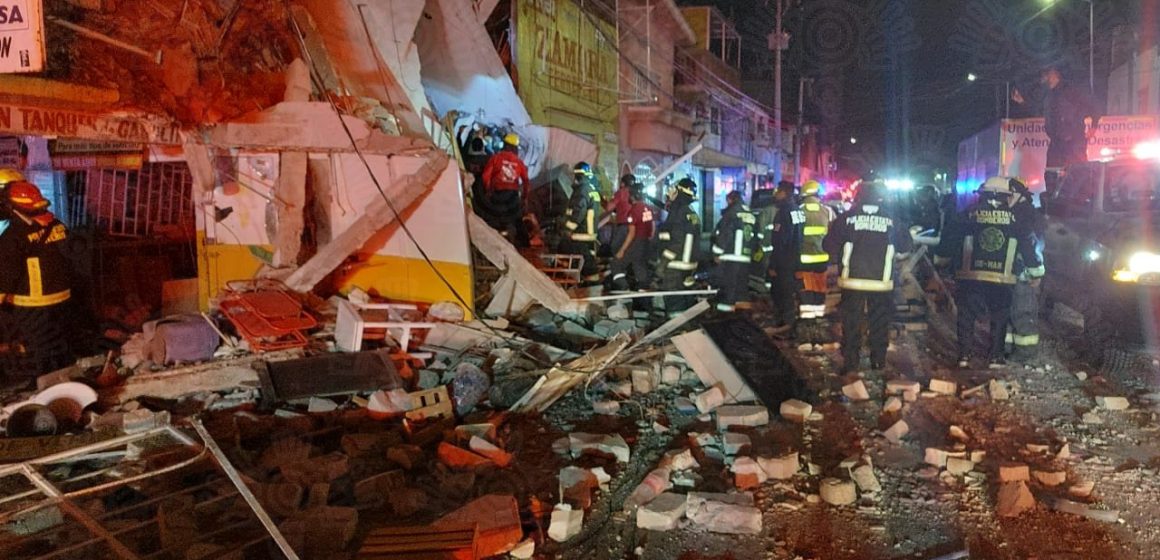 Un muerto y cinco heridos dejó explosión en taller colapsado de la Diagonal Defensores
