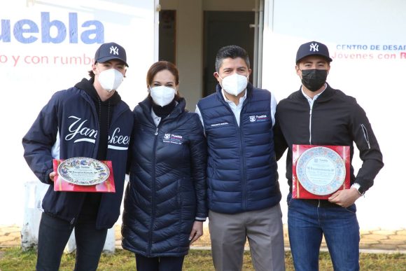 Eduardo Rivera impulsa la formación de la juventud poblana