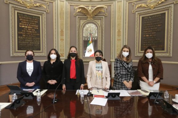 Sin contratar deuda, gobierno enfrentó pandemia, contingencia y ejecutó obras sociales: Castro Corro