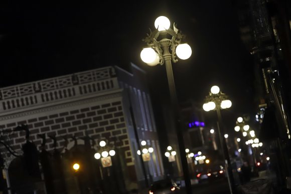 Existe interés de empresas por la licitación del Alumbrado Público