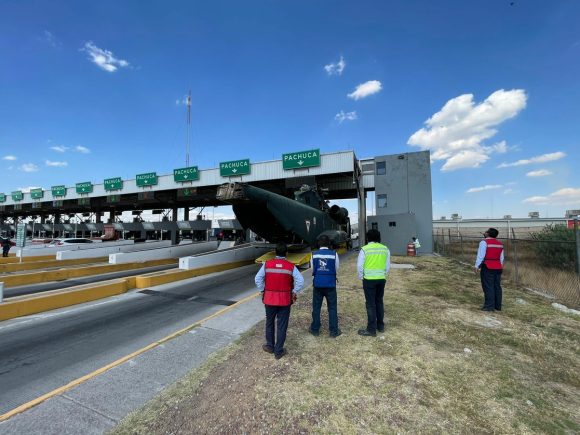 helicoptero Helicóptero atorado en la autopista México-Pachuca