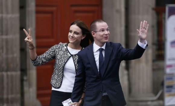 Ricardo Anaya- esposa FGR: Ricardo Anaya encubrió presunto soborno con préstamos a su esposa