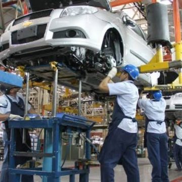 Actividad industrial de Puebla cayó 9.7% en octubre de 2021
