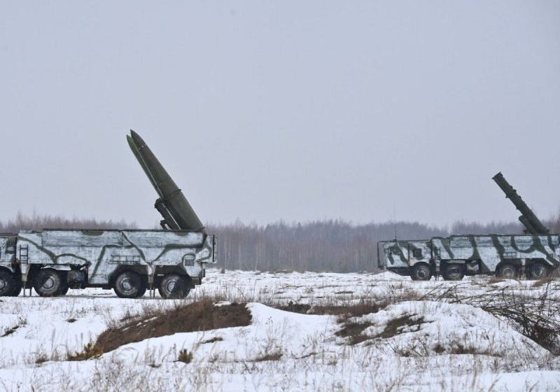 Rusia lanza misiles hipersónicos durante ejercicios militares