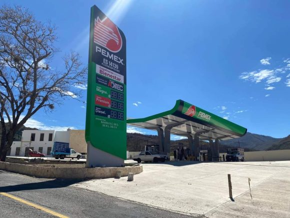 Gasolineras pretenden instalarse para generar empleos y economía