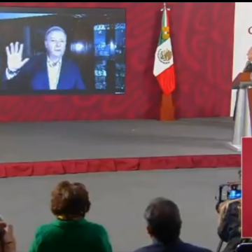 (VIDEO) AMLO puso en la mañanera el vídeo de cómo se cae Gilberto Lozano y dijo “los que se juntan con el diablo les va mal”