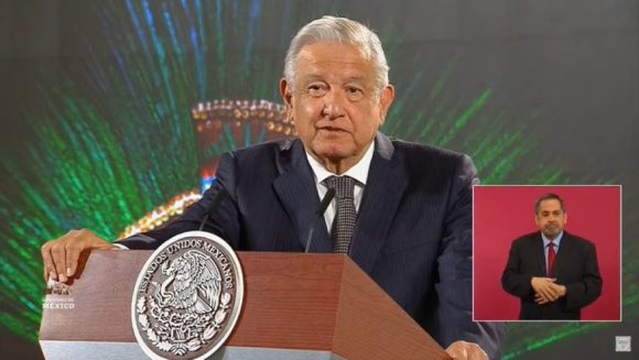 AMLO acusa a Austria de actitud “arrogante” por devolución del Penacho de Moctezuma