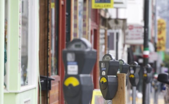 Ley de Ingresos considera cobro de parquímetros de $ 10: Rivera