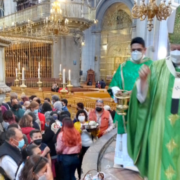 Reconoce arzobispo trabajo de integrantes de la Vida Consagrada de la Arquidiócesis de Puebla