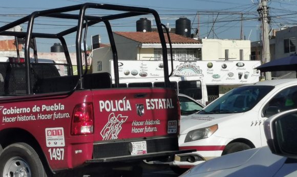 El gobernador Miguel Barbosa Huerta, señaló que se tomarán acciones para retirar a taxis piratas mediante operativos viales.