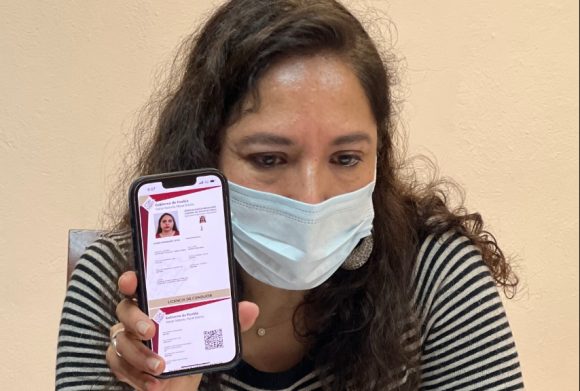 Gobierno de Puebla pone en marcha expedición de licencia digital de conducir