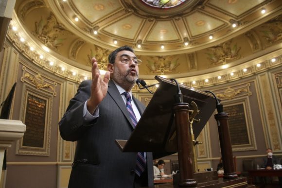 Congreso de Puebla UDLAP CMH Por bien de los estudiantes, tema UDLAP fuera del Congreso: Sergio Salomón