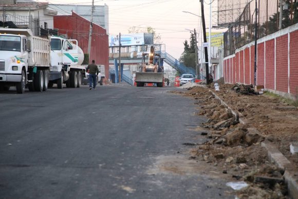 Al 80% de avance pavimentación de la 55 sur