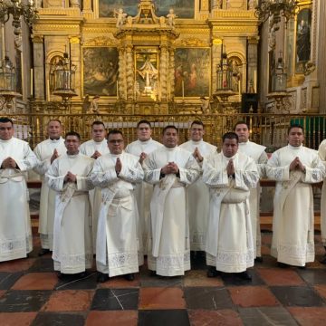 Se ordenan en Puebla 12 nuevos sacerdotes