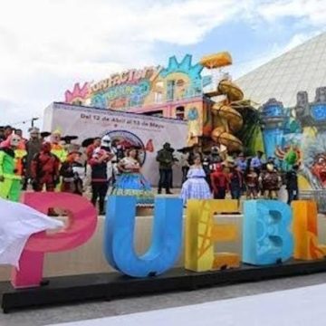 Gobierno estatal alerta a no caer en fraudes por falsos espacios para La Feria de Puebla