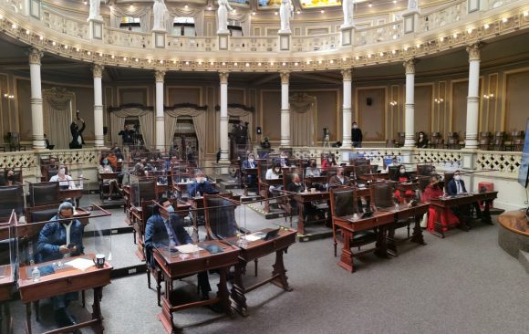 Juez solicita suspensión del cargo del titular de la ASE por violencia intrafamiliar