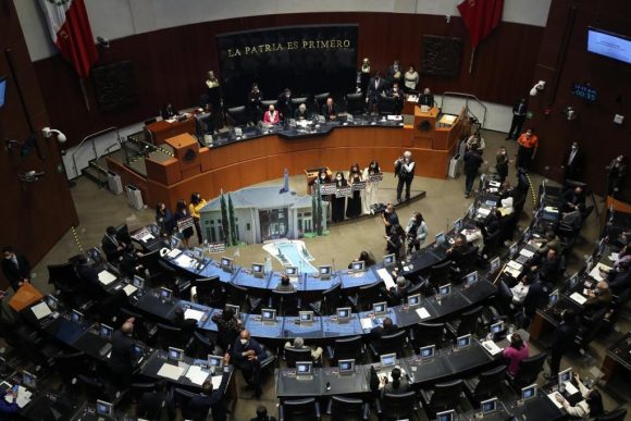 image_large Morena en el Senado rechaza propuesta del PAN para que se investigue al hijo de AMLO