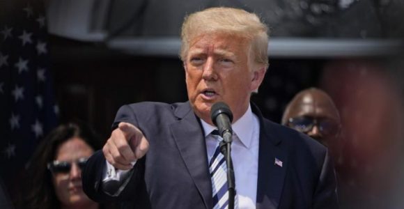 Trump impone arancel del 100% a películas extranjeras para revivir el cine estadounidense