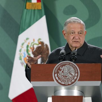 AMLO califica de lamentable que los hijos paguen por las acciones de los padres