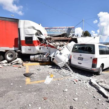 Alcaldesa de Acapulco perdona a tráiler, “iba solo” dice