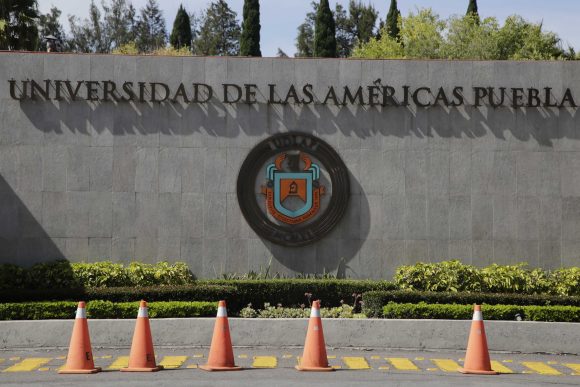 Diputados, rector y gobierno reactivan el conflicto UDLAP