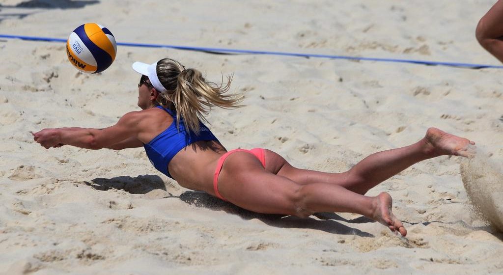 Favoritas avanzan en el Tour Mundial de Voleibol de Playa