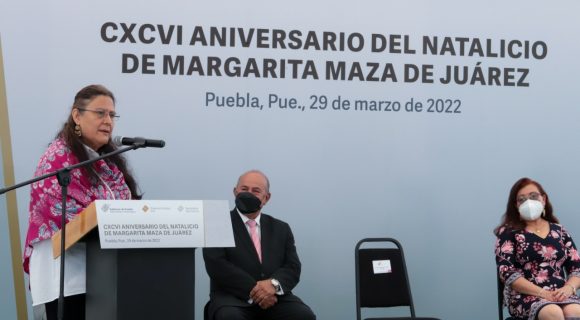 Reconoce Rosario Orozco a mujeres que sin reflectores “hacen patria”