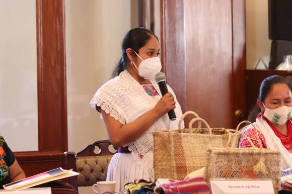 Reconoce Ayuntamiento de Puebla labor de mujeres artesanas