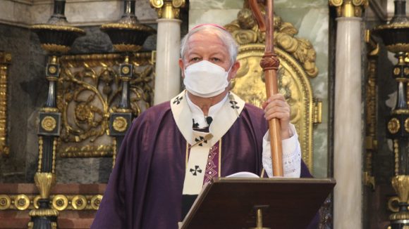 3f43ed90-0bd4-432a-aa1d-7c29f1142300 Pide arzobispo parar violencia contra periodistas