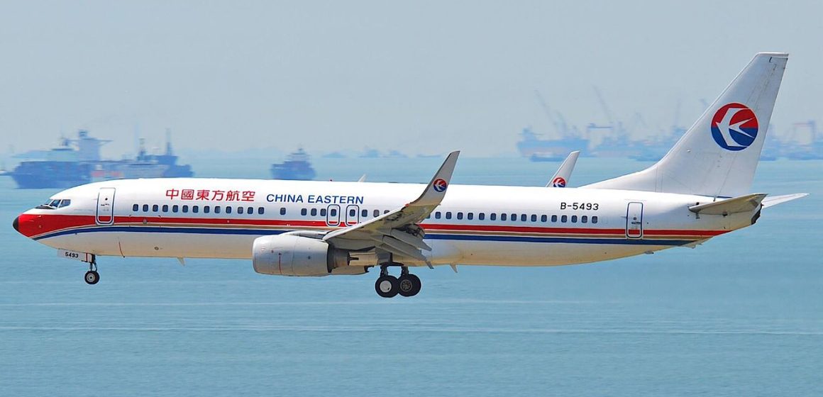 Avión de China Eastern se estrella en Guangxi con 132 personas a bordo