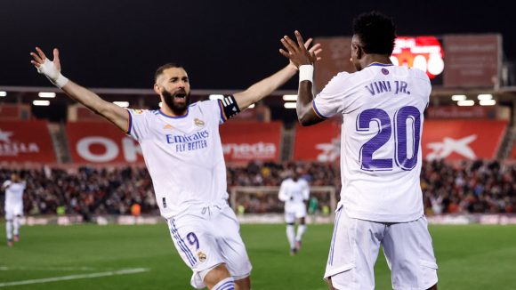 El Real Madrid venció al Mallorca con doblete de Benzema