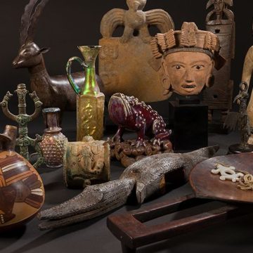 Subastan 74 piezas arqueológicas de México en Francia