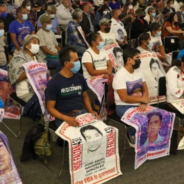 Dictan auto de formal prisión para los ocho militares implicados en el caso Ayotzinapa