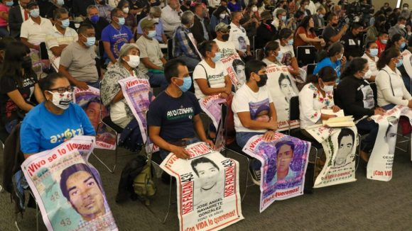 Giran 83 órdenes de aprehensión contra militares implicados en caso Ayotzinapa